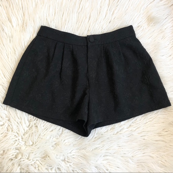 Free People Pants - Free People High Rise Floral Jacquard Shorts EUC